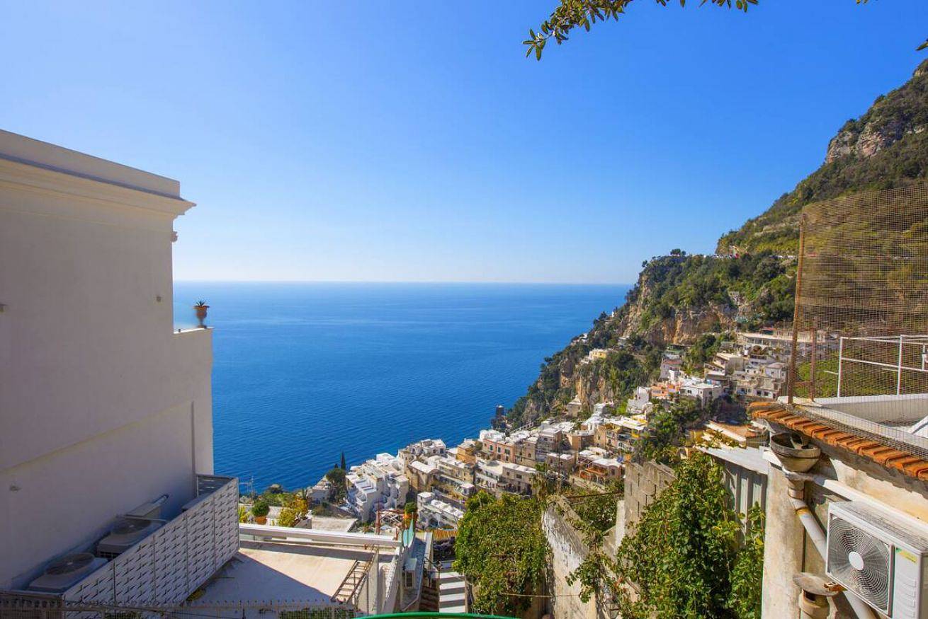 Entire apartment, La Rosa dei Venti in Positano in Positano, Amalfi Coast