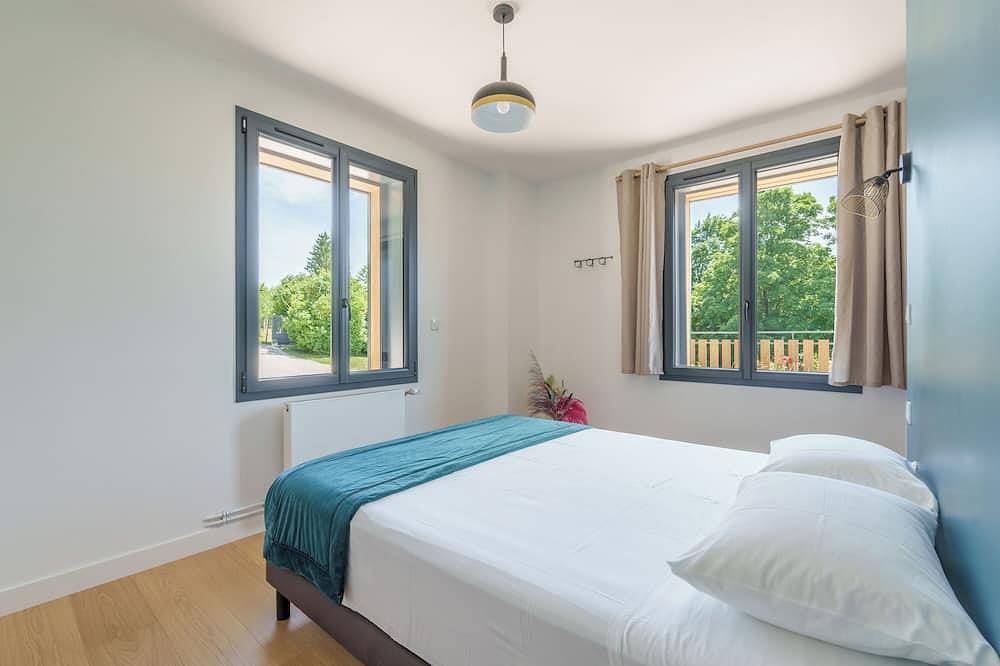 Maison Spacieuse au Calme Idéal Pour des Moments Entre Amis ou en Famille ! in Saint-Benoît-sur-Seine, Aube