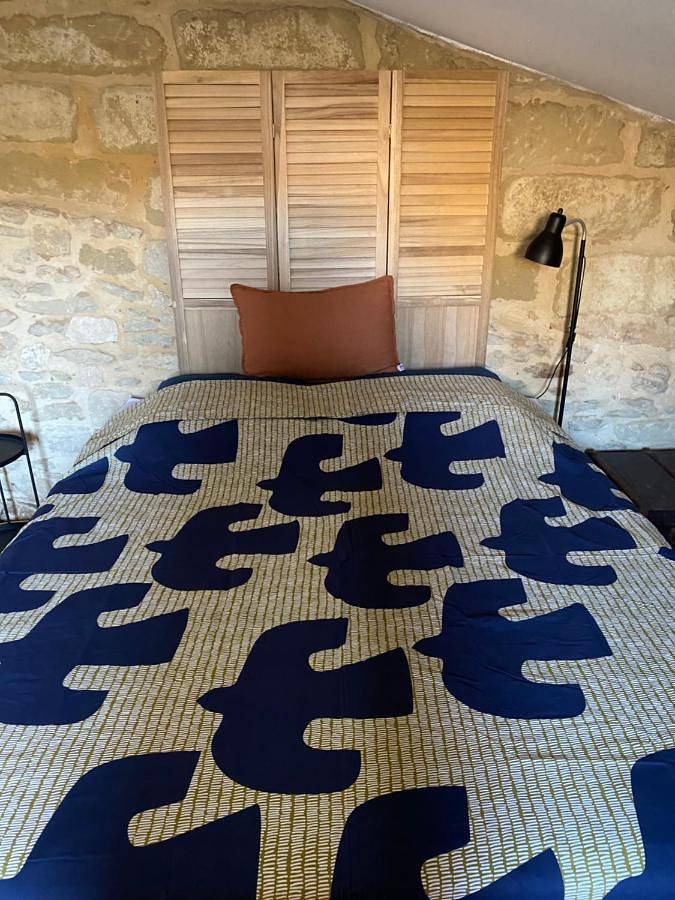 Location de vacances pour 2 personnes, avec terrasse et piscine à Vallabrix - 2