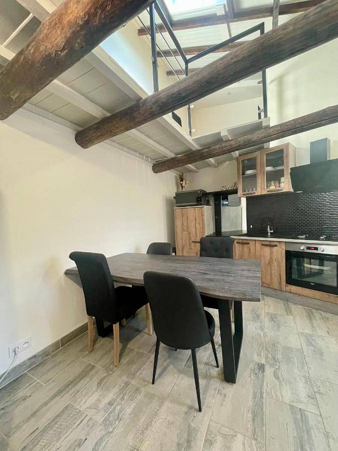 Location de vacances pour 5 personnes, avec vue et jardin, animaux acceptés à Champ-le-Duc - 3