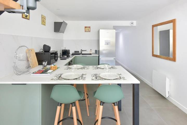 Gîte pour 6 personnes, avec terrasse dans Lerat - 2