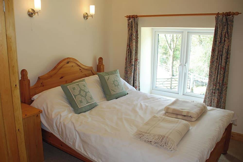 Godfrey Hole Cottage in Carsington Water, Derbyshire