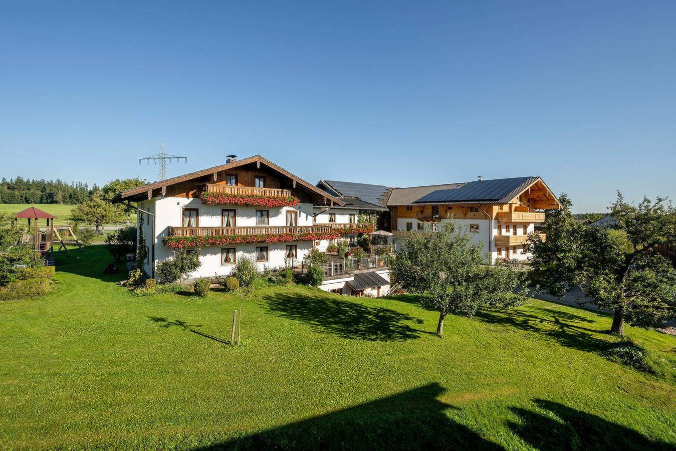 Wimmerhof - Ferienwohnung "Langbürgner See", 74 qm Erdgeschoss, 2 separate Schlafzimmer in Höslwang, Chiemsee