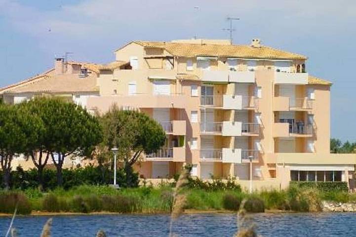 Location de vacances pour 4 personnes, avec balcon dans Port Camargue