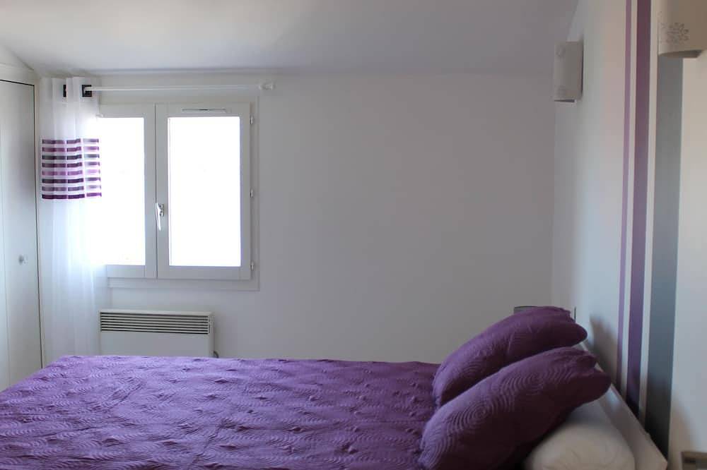 Maison 8 personnes vue mer, avec jardin clos et accès à la plage à pied, wifi in Propriano, Arrondissement de Sartène
