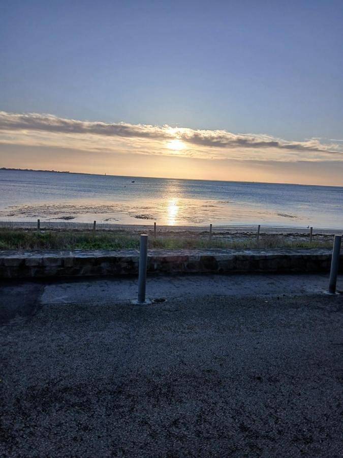 Gîte pour 4 personnes, avec terrasse ainsi que vue et jardin dans Plage de Banastère - 3