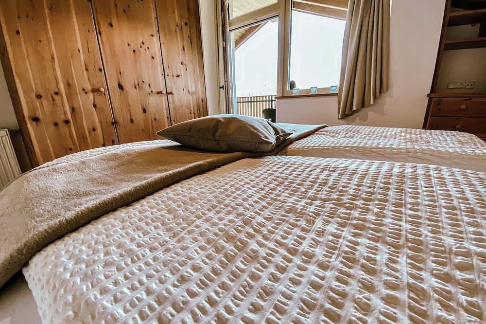 Ganze Wohnung, Exklusives Hof.Apartment mit Panoramablick auf die Dolomiten. in Barbian, Sarntaler Alpen