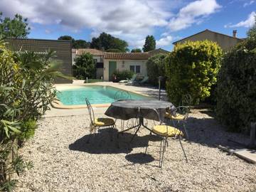 Chambre d’hôte pour 2 personnes, avec piscine et jardin à Espondeilhan