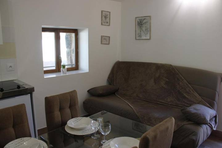 Location de vacances pour 2 personnes, avec balcon à Lucéram - 4