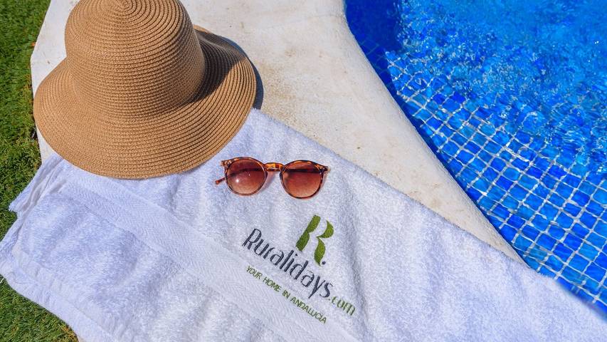 Chalet para 20 personas, con piscina y balcón/terraza, Se admiten mascotas en Provincia de Málaga - 3