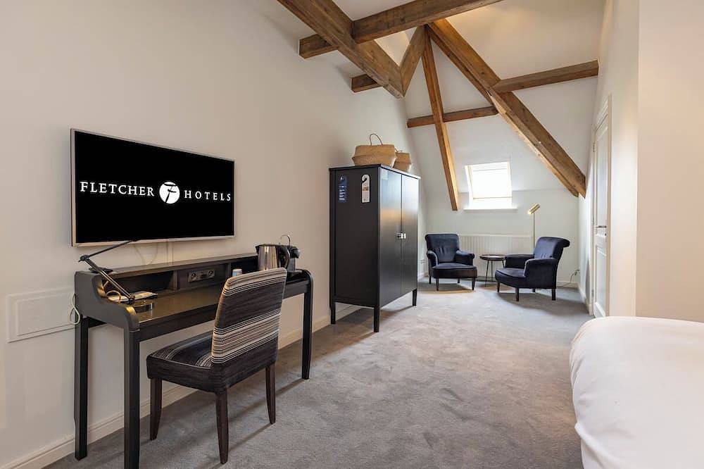 Prime Location with Nature Access! Free Parking, Dining! Near Stuw Belfeld in Baarlo, Limburg (Niederlande)