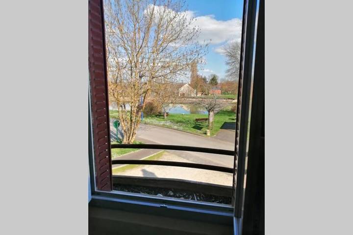 Location de vacances pour 6 personnes, avec terrasse et vue, animaux acceptés à Léré - 3