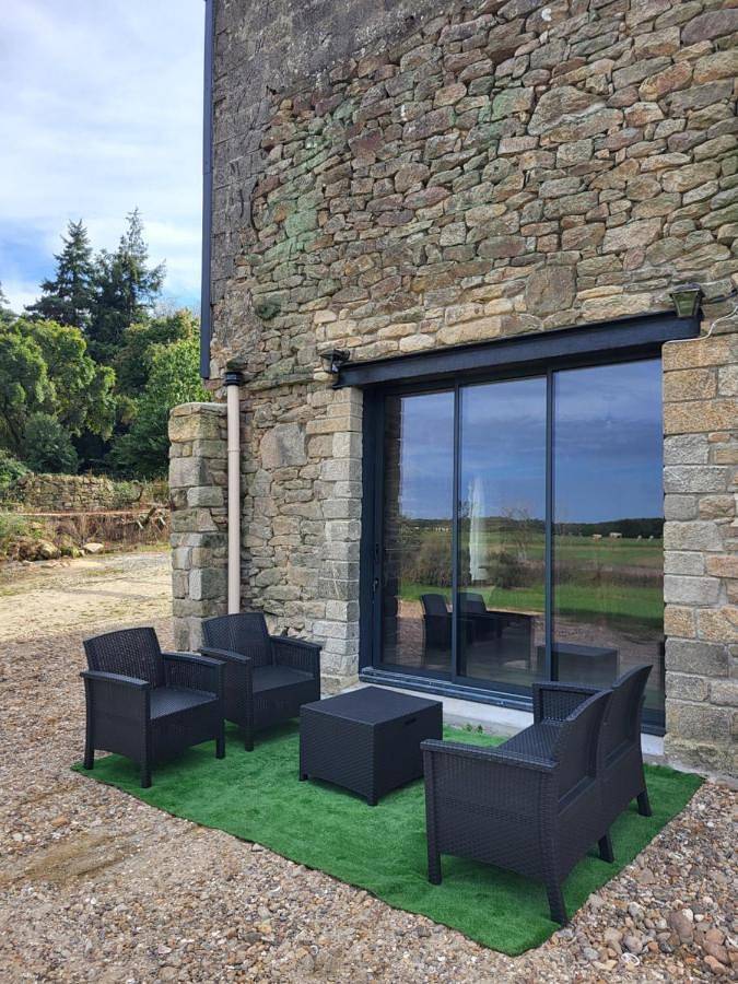 Gîte pour 4 personnes, avec jardin et vue, animaux acceptés à Plouay - 2