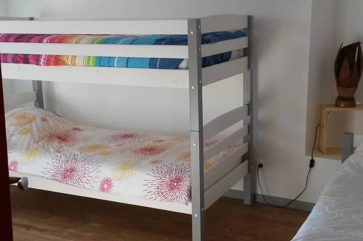 Location de vacances pour 5 personnes, avec terrasse et jardin à Saint-Thomas-de-Conac - 3