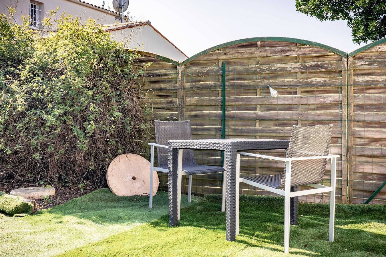 Chambre d’hôtes « La Cotinière » avec piscine partagée, jardin privé et climatisation in Saint-Pierre-d'Oléron, Côte de Beauté