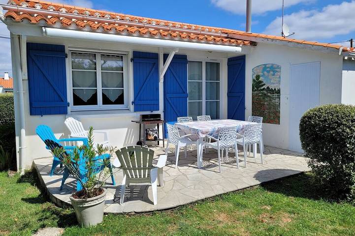 Holiday home for 6 people, with garden and terrace, with pets - 1
