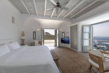 Villa for 24 People in Agios Stefanos, Mykonos, Photo 3
