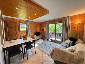 Gîte pour 4 personnes, avec terrasse dans Meribel Village