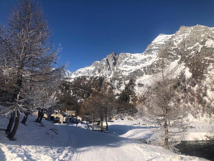 Gîte pour 5 personnes, avec vue et terrasse, animaux acceptés dans Alpe Devero - 4