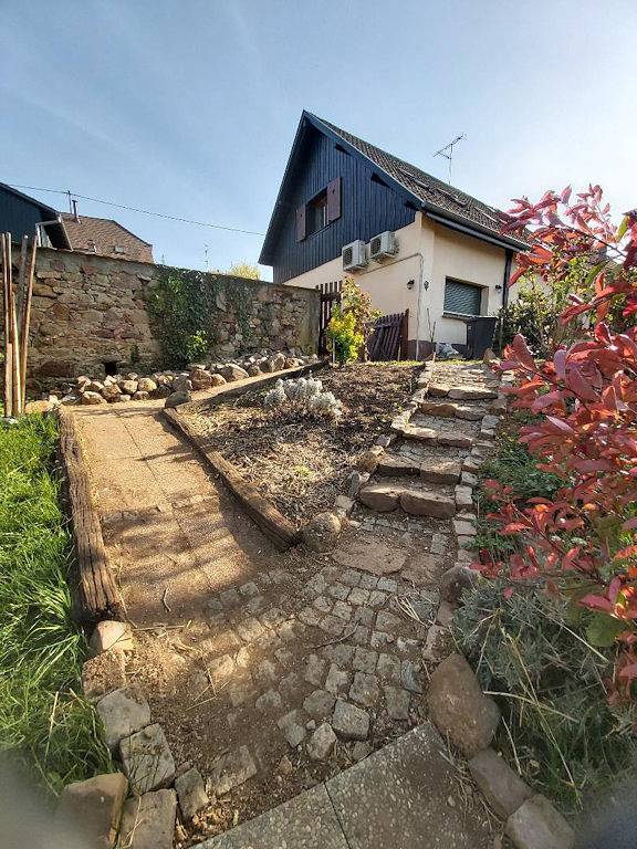 Gîte pour 4 personnes, avec jardin ainsi que terrasse et piscine à Beblenheim - 4