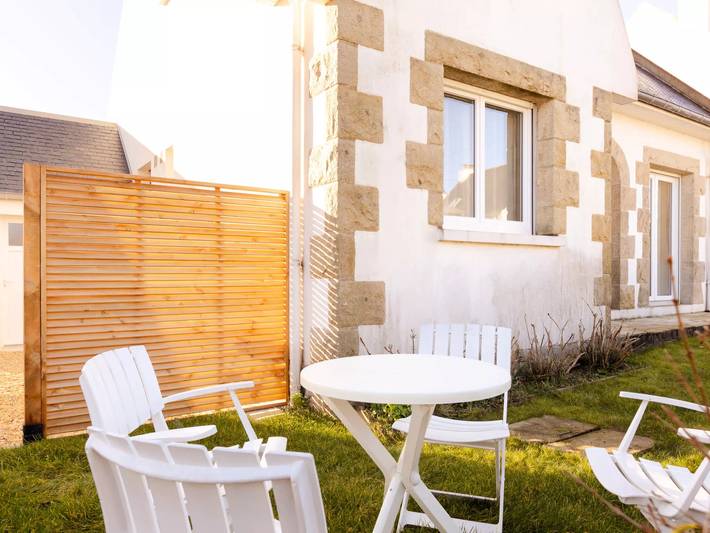 Location de vacances pour 4 personnes, avec jardin à Lancieux