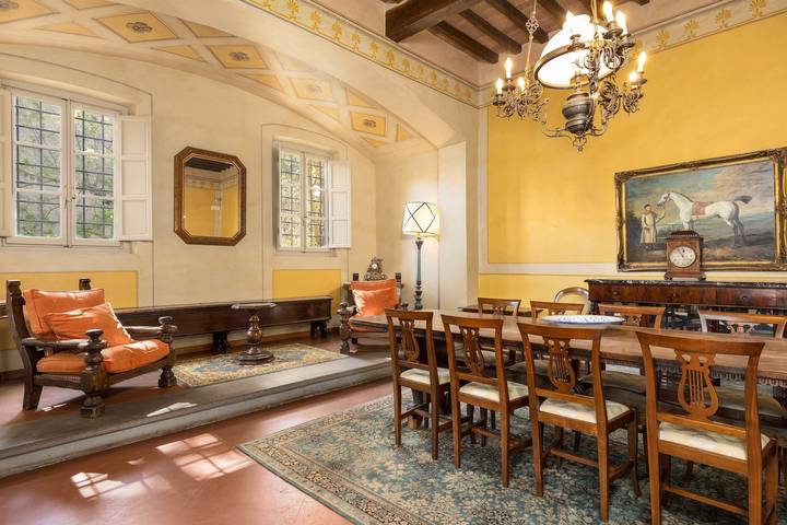 Vacation rental for 16 people, with Yard in Tuscany