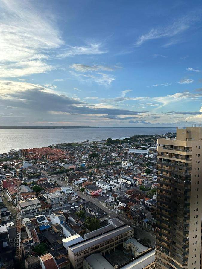 Location de vacances pour 5 personnes, avec vue et bassin pour enfant ainsi que jardin et piscine, adapté aux familles dans le Nord (Brésil)