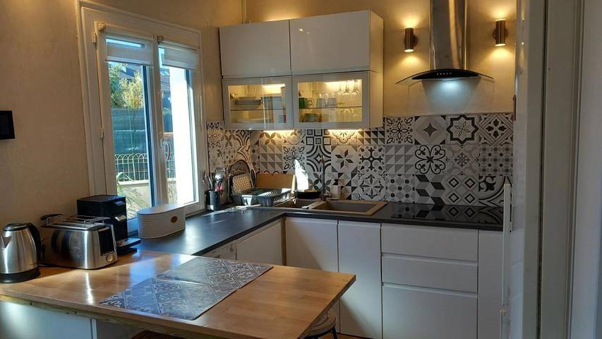 Location de vacances pour 6 personnes, avec terrasse, animaux acceptés à Saint-Gatien-des-Bois