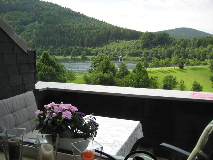 Vakantiewoning voor 4 personen, met Balkon/Terras in Niedersfeld