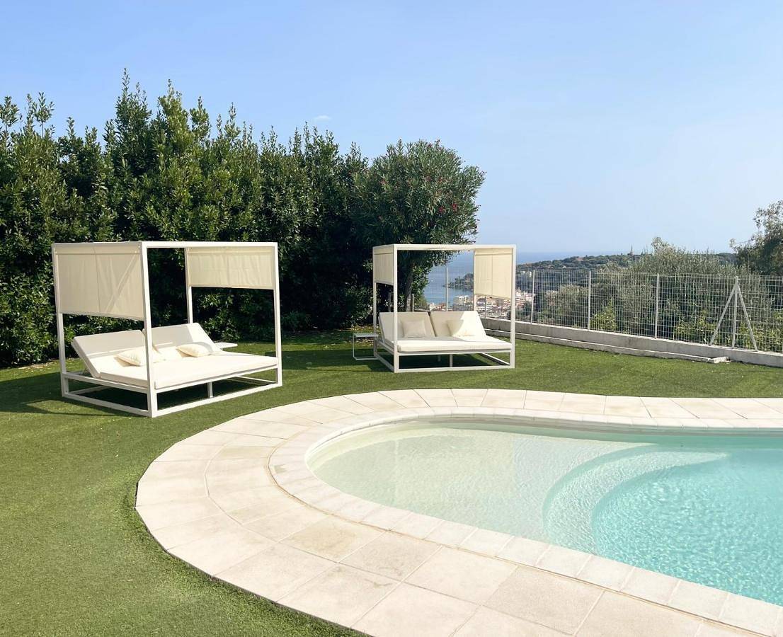 Villa Le Clos des Lauriers in Roquebrune-Cap-Martin, Côte méditerranéenne (France)