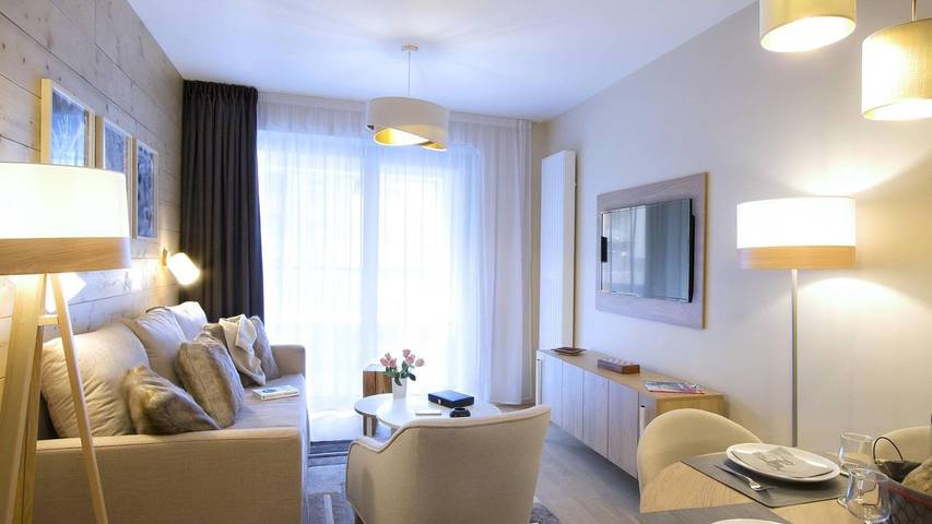 Chalet pour 11 personnes, avec piscine et balcon à Huez - 3