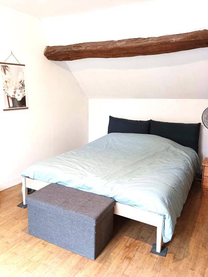 Location de vacances pour 9 personnes, avec jardin, animaux acceptés à Saint-Pierre-Bellevue