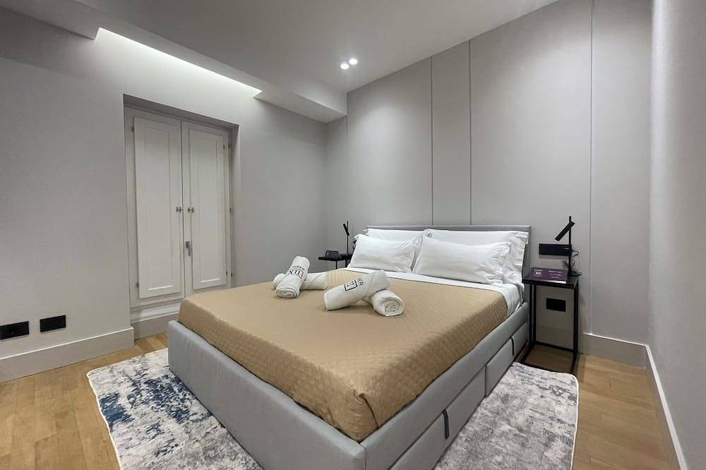 Lussuosa Spaziosa Townhouse con 2 Camere da Letto nel Centro Storico di Olbia in Terranoa/Olbia, Olbia