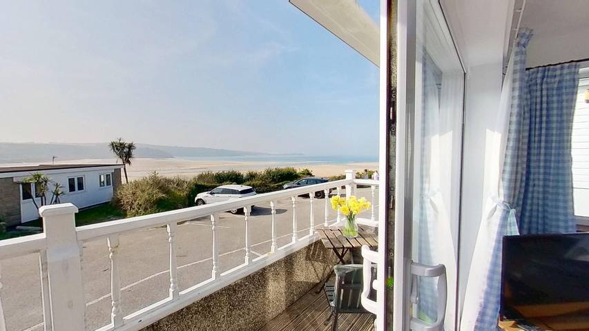 Gîte pour 5 personnes, avec balcon - 1
