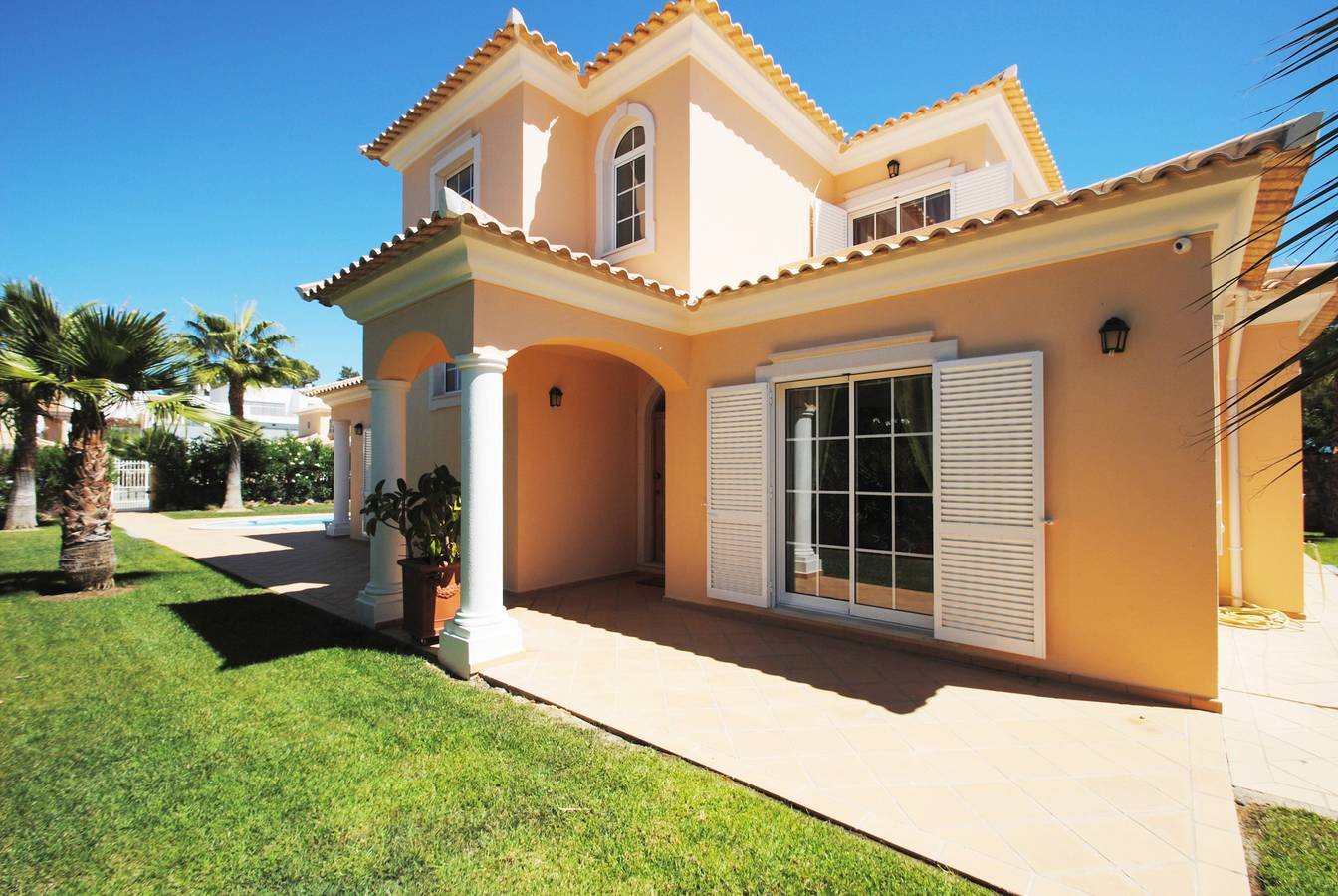 Villa Dália in Quinta do Lago, Almancil