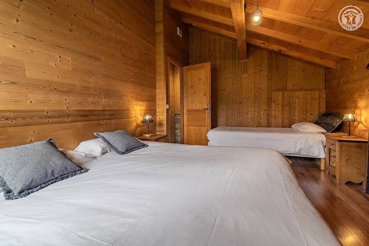 Location de vacances pour 7 personnes, avec jacuzzi ainsi que terrasse et sauna, animaux acceptés à La Compôte - 4