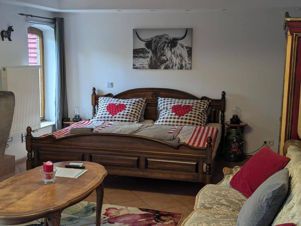 Ganze Wohnung, Apartment with Terrace in Zülpich, Eifel (Nordrhein-Westfalen)