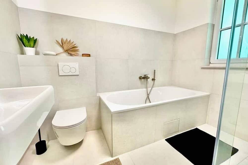 Ganze Wohnung, Mavie-Living: Cozy Apartment in Breitbrunn am Ammersee, Herrsching