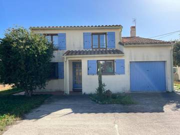 Cottage pour 6 personnes, avec vue ainsi que terrasse et jardin à Saint-Estève