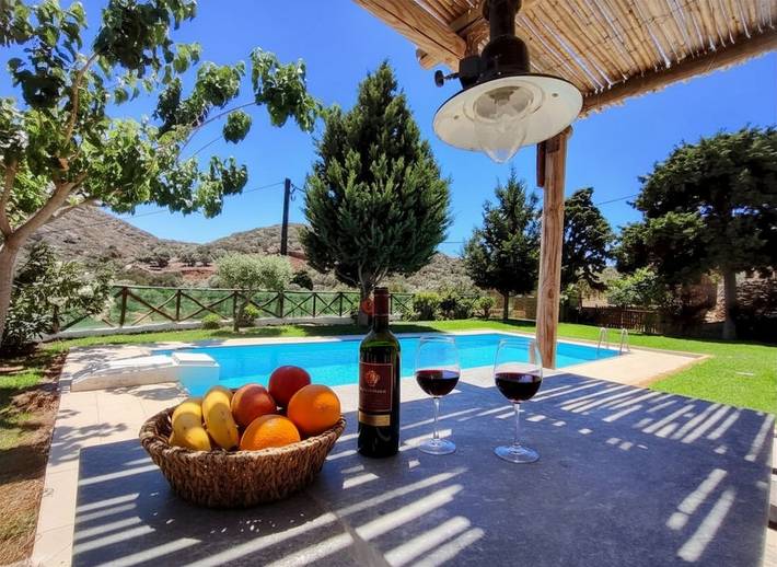 Villa for 11 people, with Ocean view and Balcony as well as Terrace and Garden in Agios Nikolaos
