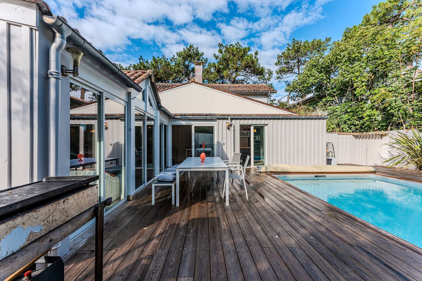Villa 'Centre Cap Ferret Ref 40' mit privatem Pool, privater Terrasse und Wlan in Lège-Cap-Ferret, Arcachon und Umgebung