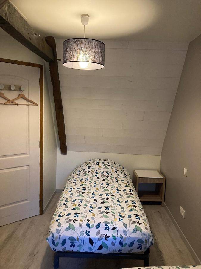 Location de vacances pour 4 personnes, avec jardin et vue à Plounévez-Moëdec - 3