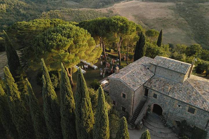 Casa vacanza per 16 persone, con sauna e giardino nonché idromassaggio, con animali domestici in Orvieto