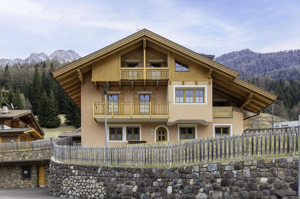 Appartamento intero, Brunel (Sof772) by Interhome in Soraga, Dolomiti Superski