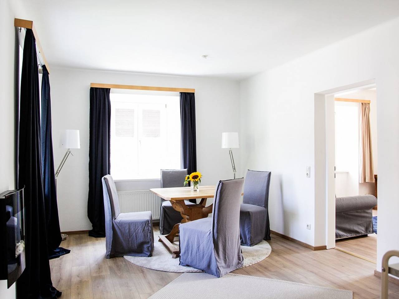 Ganze Ferienwohnung, Glück am See - Apartments mit Seezugang - Garten in Lahn (Hallstatt), Hallstatt