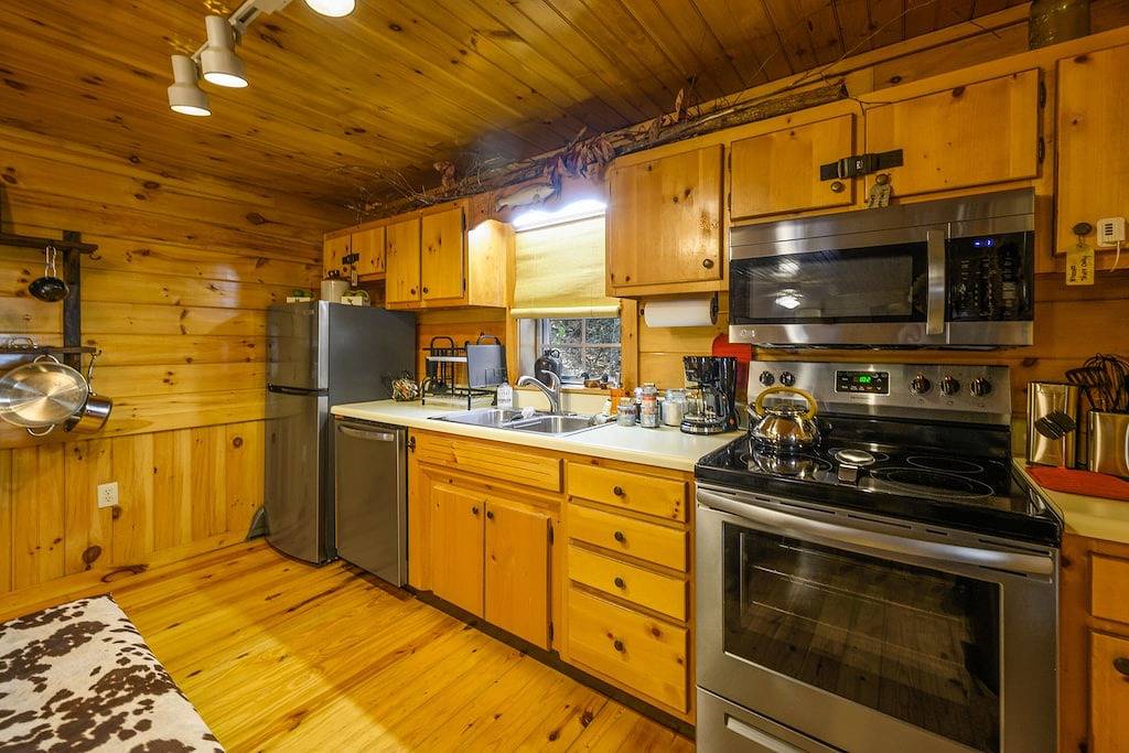 🌲Easy Paved Access🔥Fireplace❤️Great Privacy🏞️Across River🎇Neardowntown🙂 in Chattahoochee National Forest