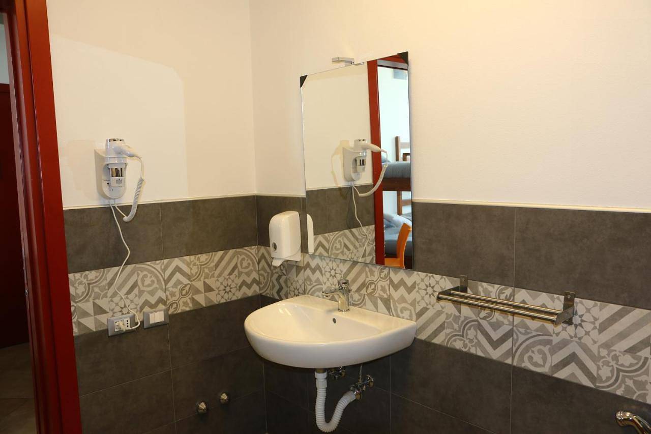 Student's Hostel Parma in Parma, Provincia di Parma