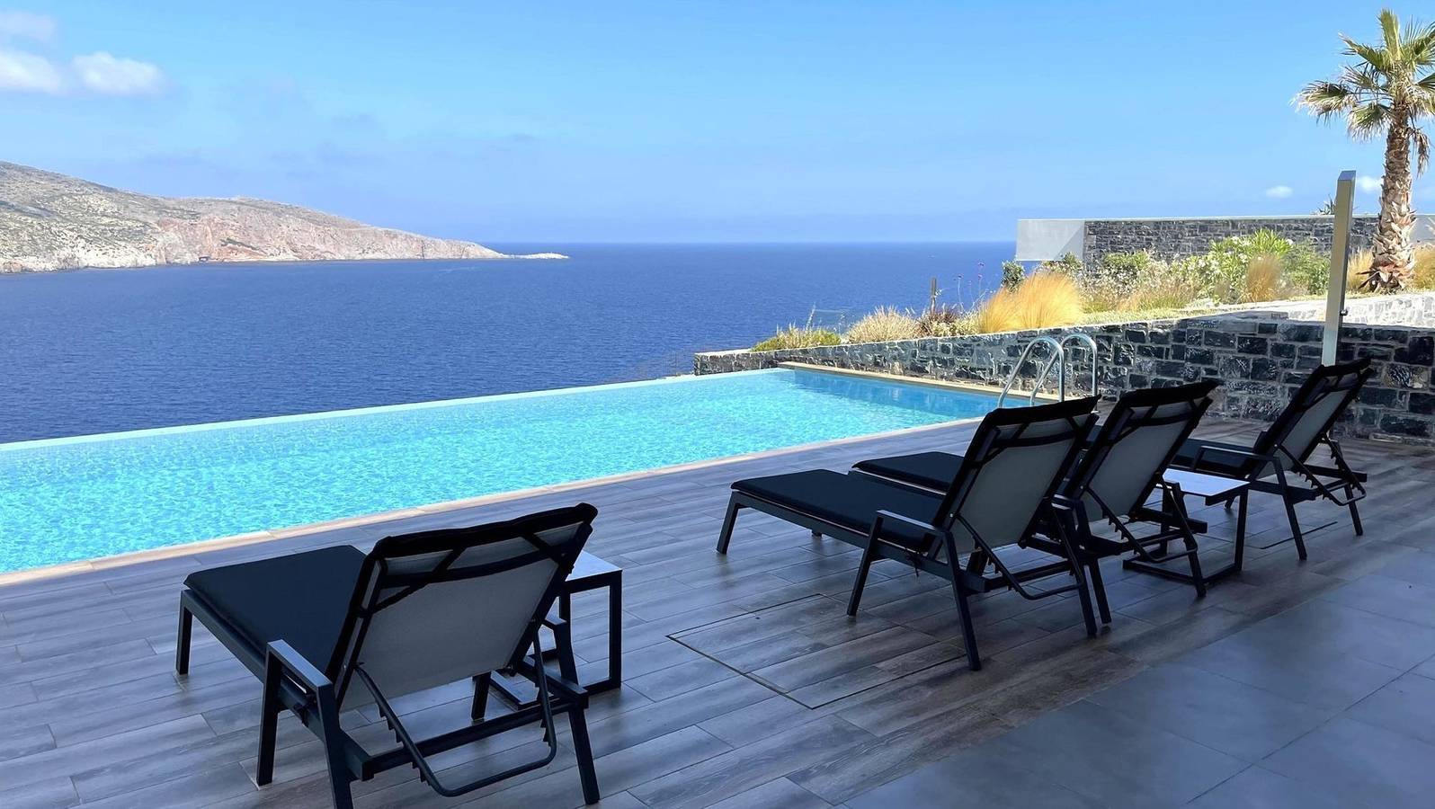 Villa für 12 Personen mit Terrasse in Agia Pelagia, Achlada
