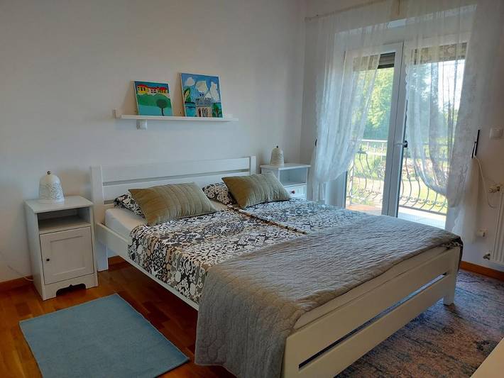 Ferienwohnung für 4 Personen, mit Balkon und Terrasse sowie Garten und Ausblick