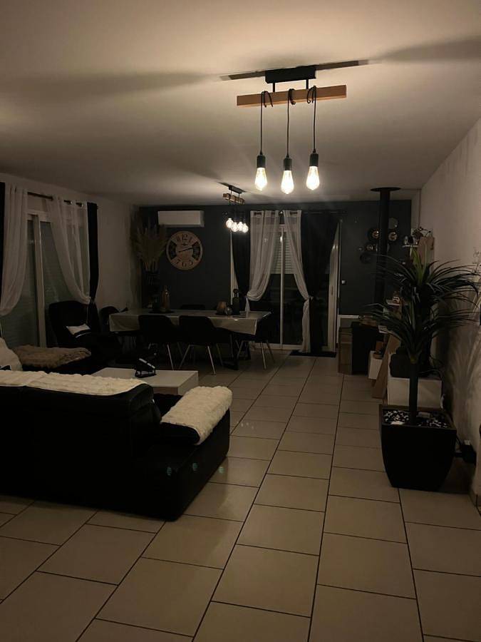 Villa tout confort sur Teuillac in Teuillac, Région de Blaye